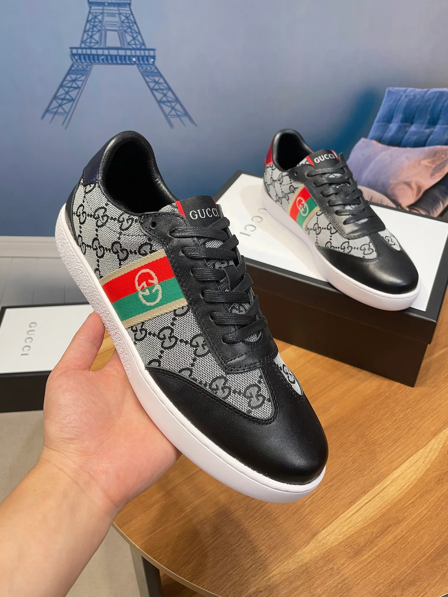 Factory price: 400💰New model is here again! [Gucci Sports Men's Shoes] Gucci fashionable casual men's shoes🇨🇳Original 1:1 mold opening, new model debuts first💯Not high-profile but avant-garde, simple, low-key and fashionable, super versatile style🌿Made with original cowhide leather and cloth➕Sheepskin lining🎋The version is comfortable on the feet, first-class workmanship🍍Size 38-44, (customized 45)👉